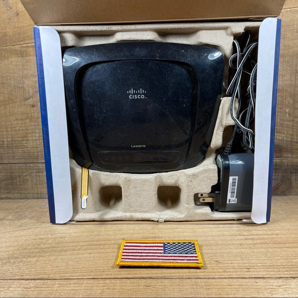 Linksys N Ultra Range Plus Router - Picture 2 of 2